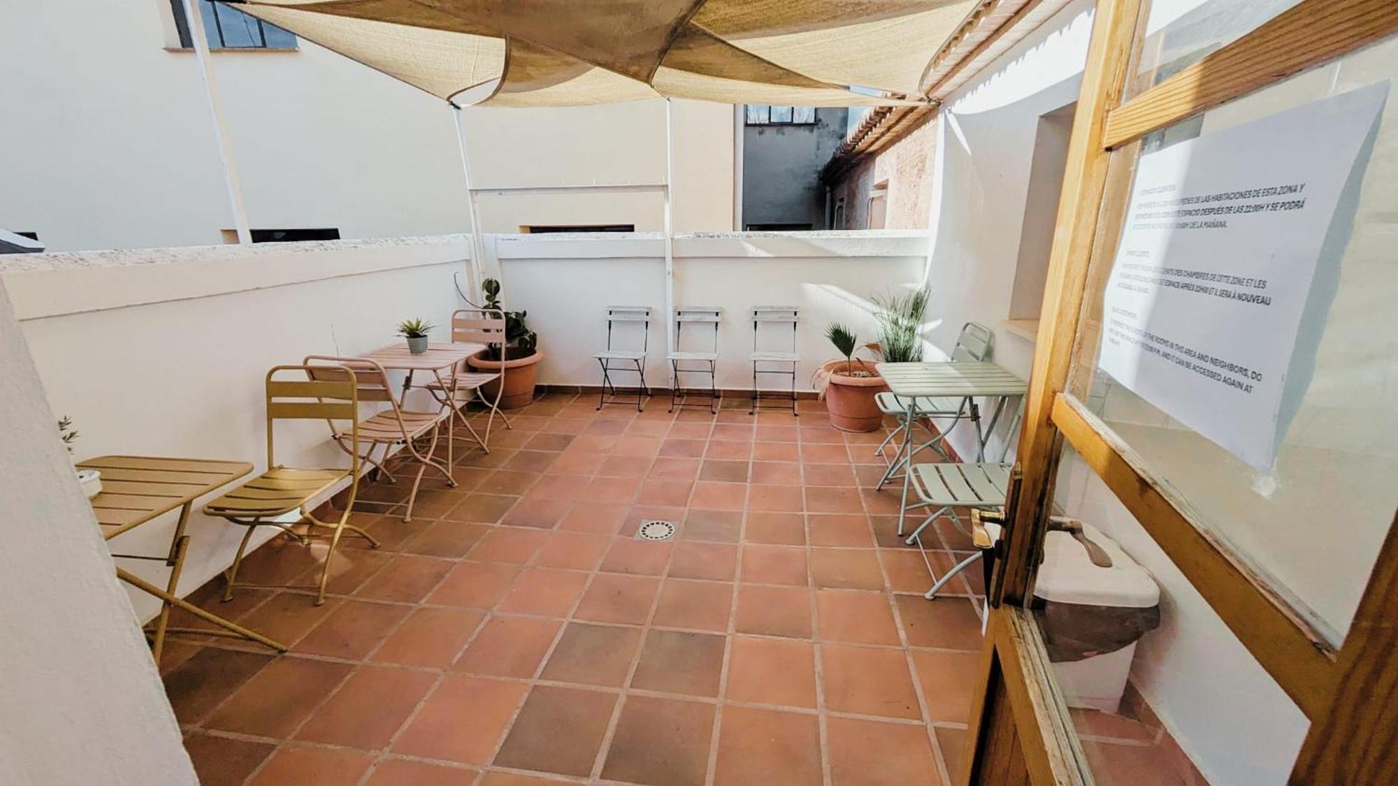 Hostal El Convent De Moncada Buitenkant foto
