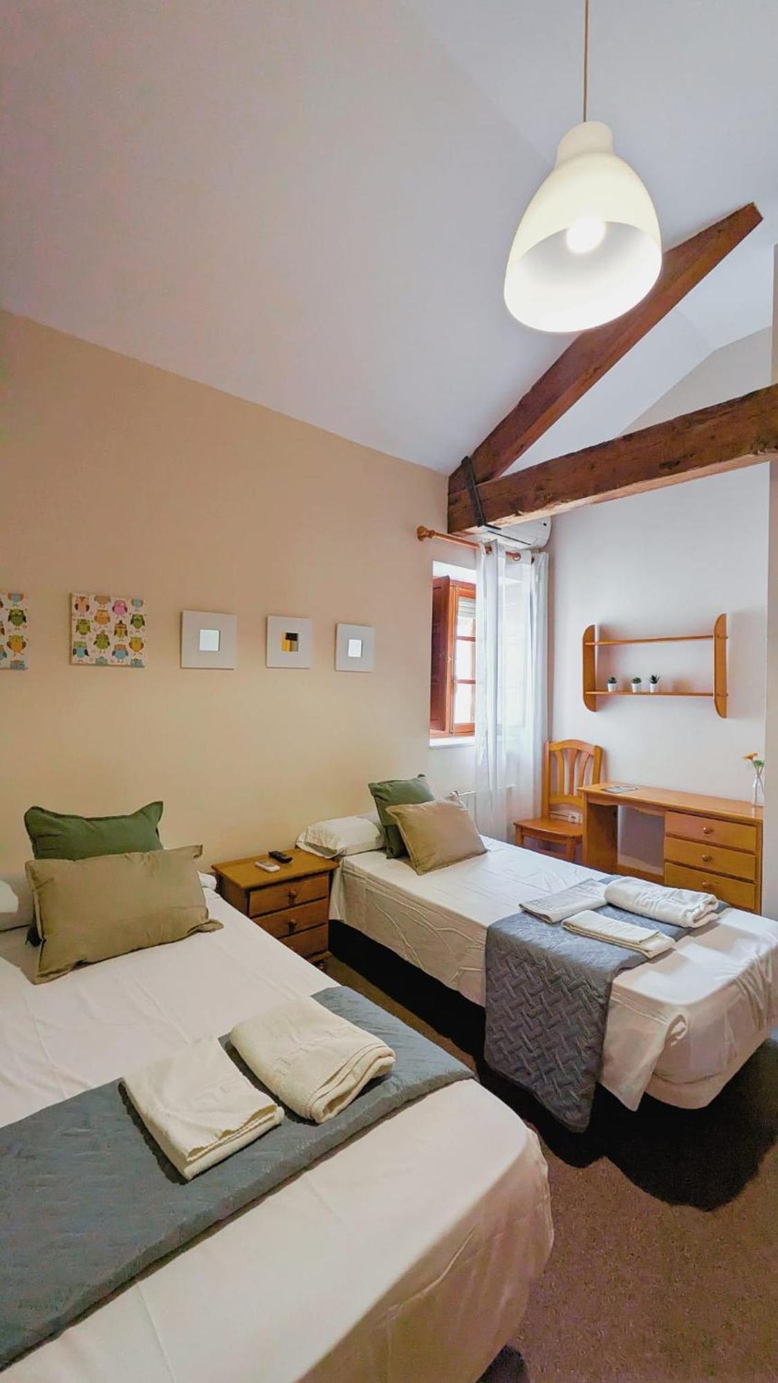 Hostal El Convent De Moncada Buitenkant foto