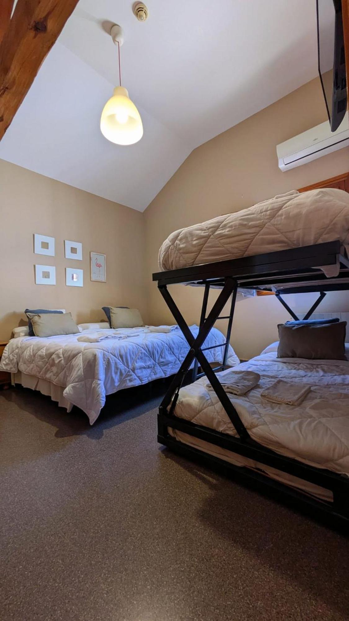 Hostal El Convent De Moncada Buitenkant foto