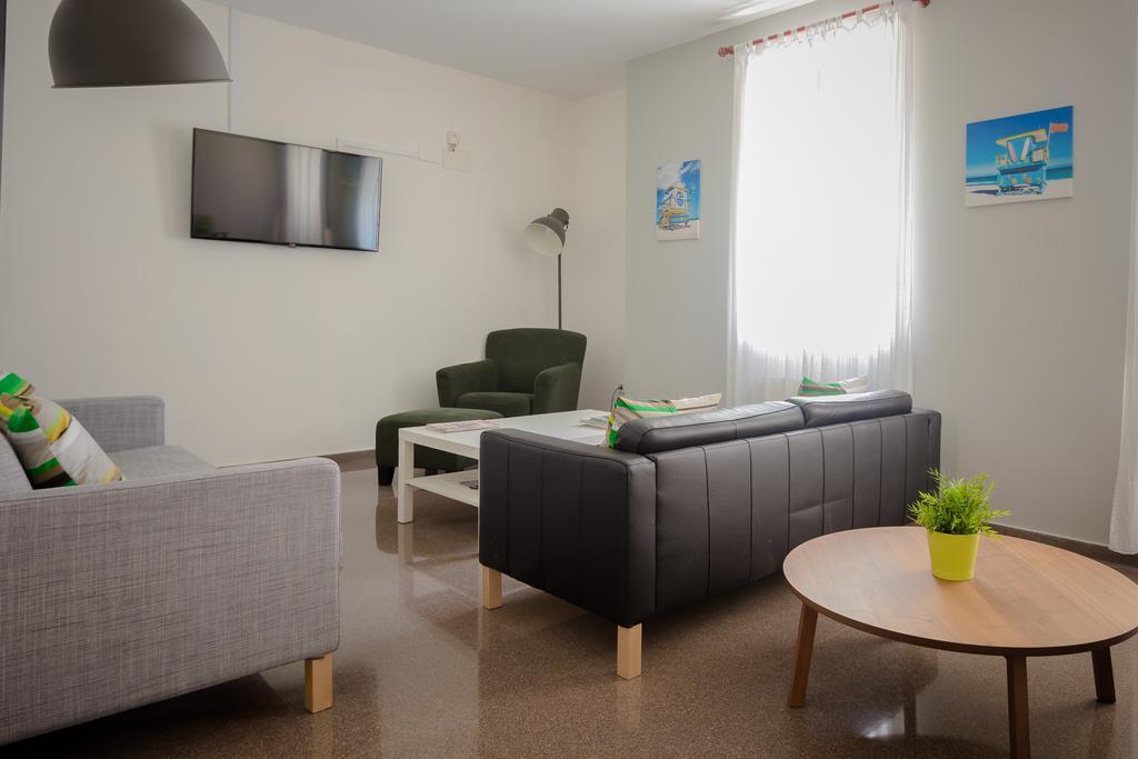 Hostal El Convent De Moncada Buitenkant foto